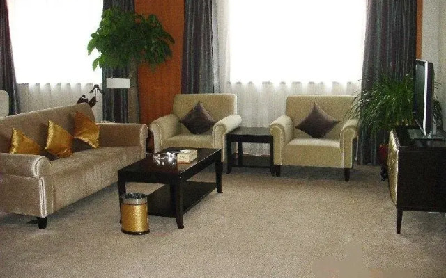 Phoenix International Hotel