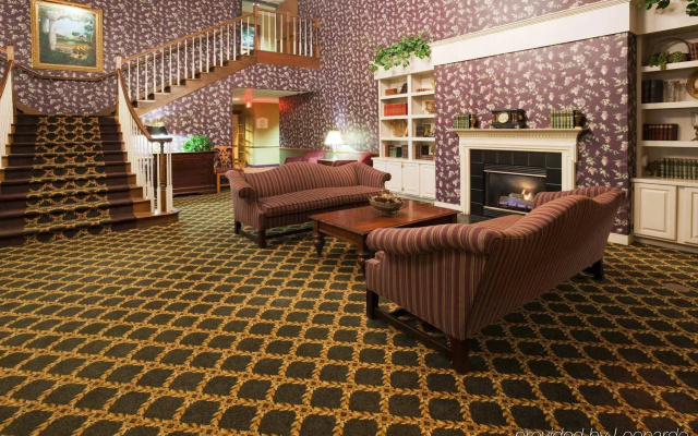 Holiday Inn Express Hotel & Suites Oshkosh by IHG