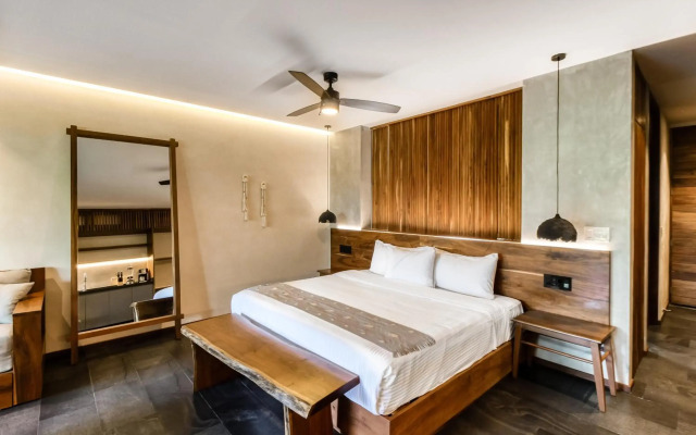 Miraluna B223 at Luum Zama