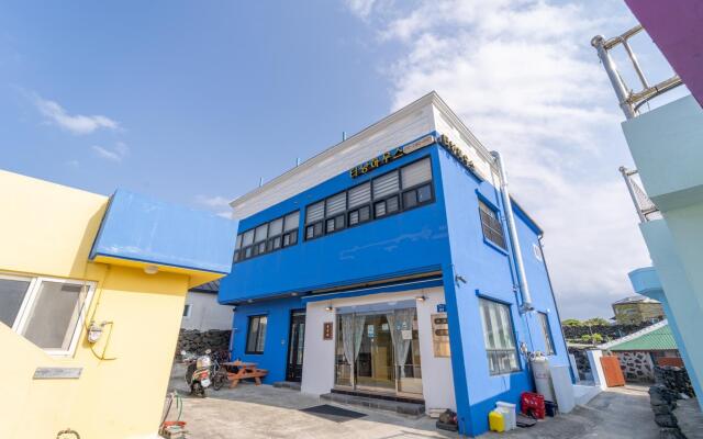 Jeju Tunanghouse Pension