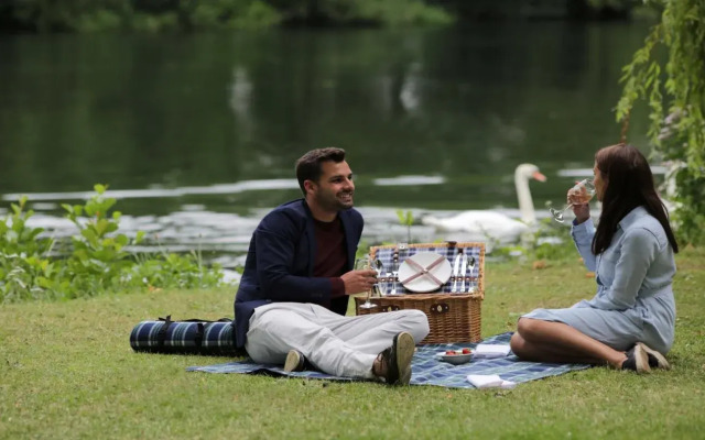 The Runnymede on Thames