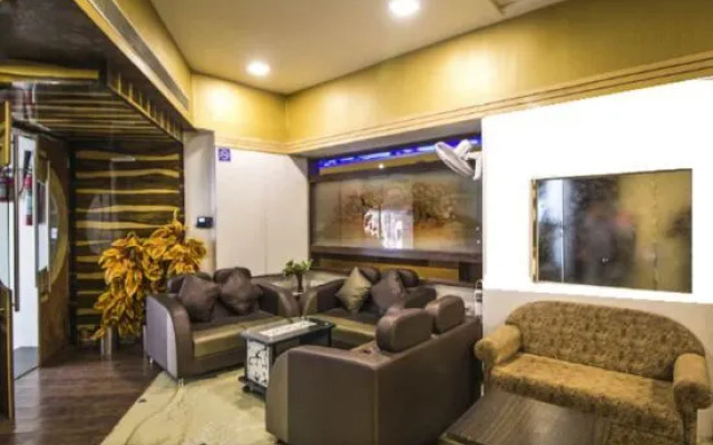 FabHotel Classic Inn Navrangpura