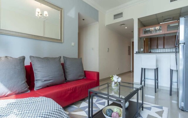 Amazing View of Dubai Marina w/ Cosy Vibes!