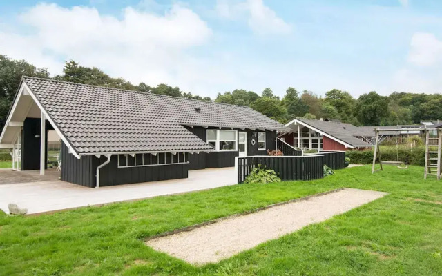 6 Person Holiday Home in Sjolund-by Traum