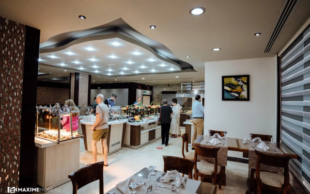 Petra Moon Hotel