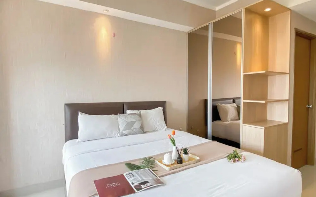 Cozy And Pleasant Living Studio At Apartment Oasis Cikarang