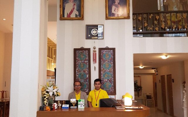 August Residence