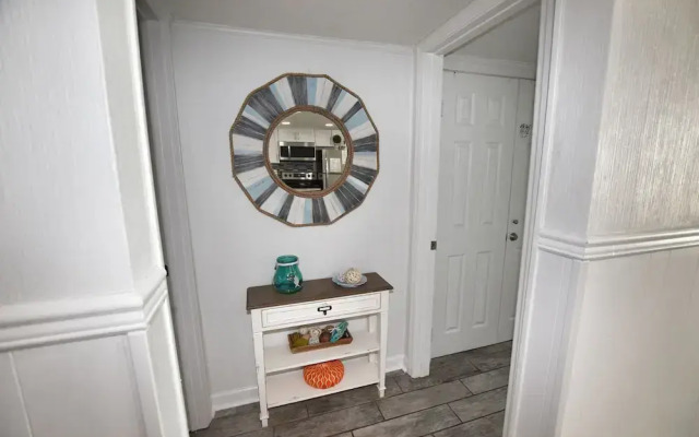 1201 Waters Edge Resort 3 Bedroom Condo by RedAwning