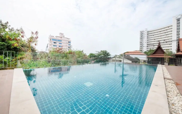 Blooming Hill Boutique Suites