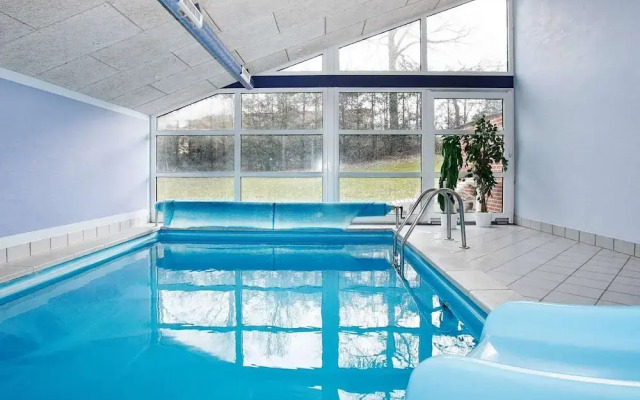 10 Person Holiday Home in Hadsund-by Traum
