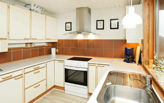 Cozy Holiday Home in Oksbøl near Beach
