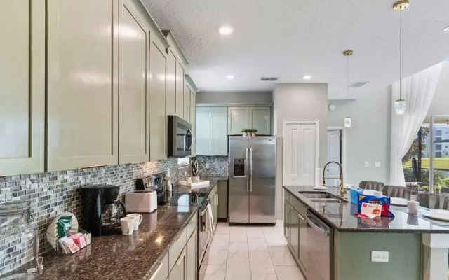4737 Kings Castle Circle