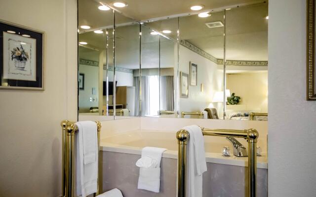 Clarion Inn & Suites