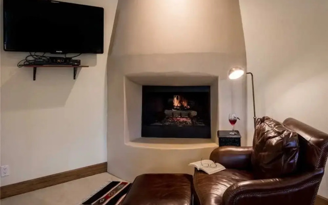 Eagles Rest - Four Bedroom Cabin