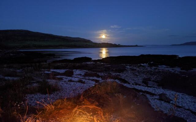 Lochaline Hotel