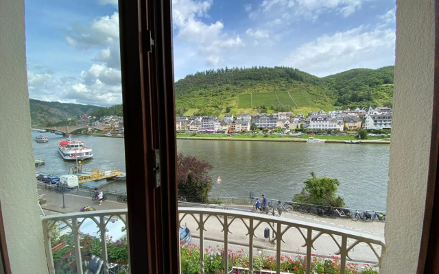 Holiday Apartment mit Moselblick in Moselhaus