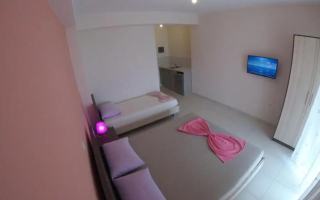 Riviera Rooms