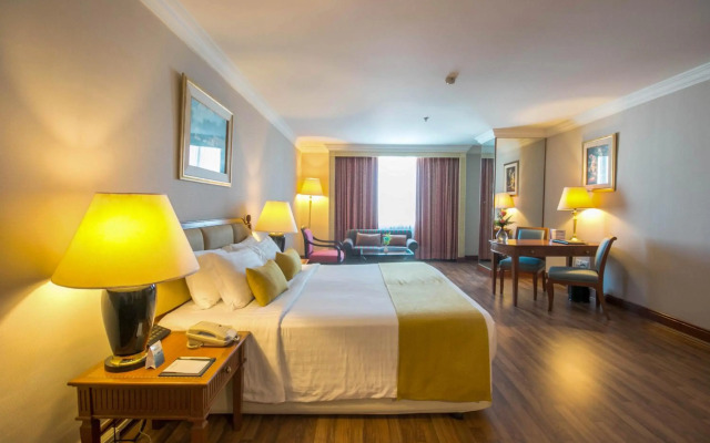 Golden Tulip Sovereign Hotel Bangkok