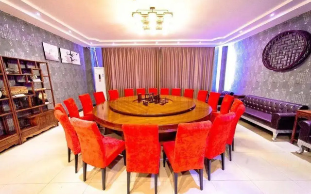 Taiger Hotel-dunhua