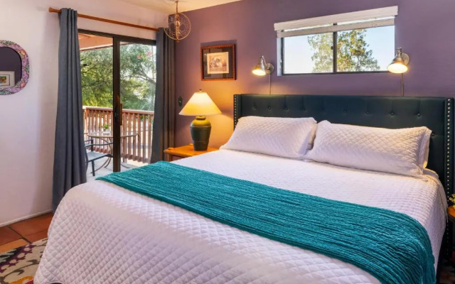 Adobe Rose Inn B&B