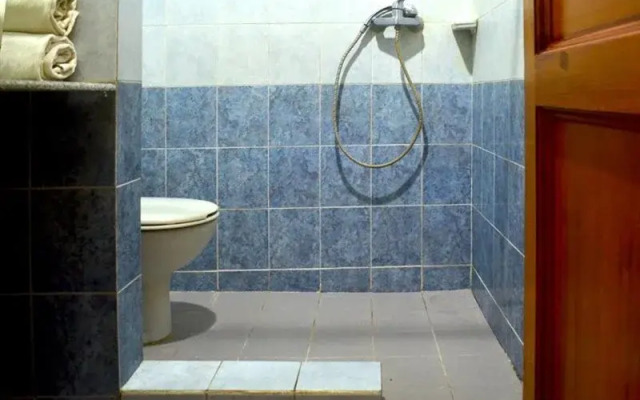 OYO 1240 Hotel Pantai Jaya