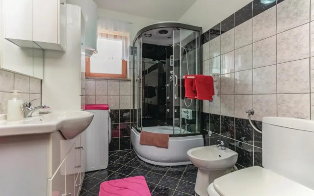 Amazing Home in Labin With Wifi and 2 Bedrooms