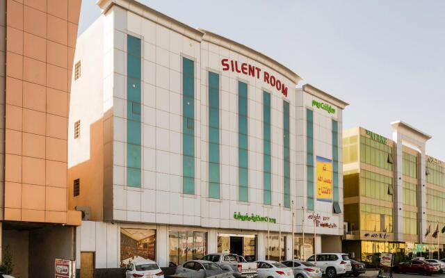 Silent Room Hotel by OYO Rooms