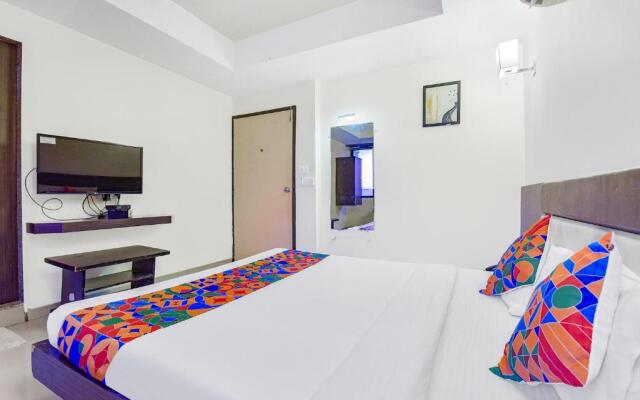 Fabhotel Skyland