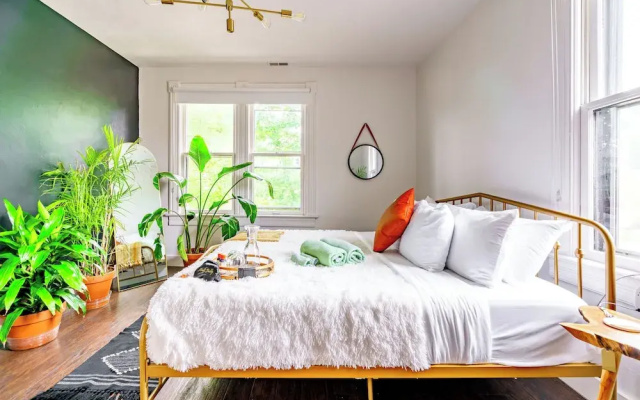 Jungle House Luxury Stays - Downtown Chillicothe