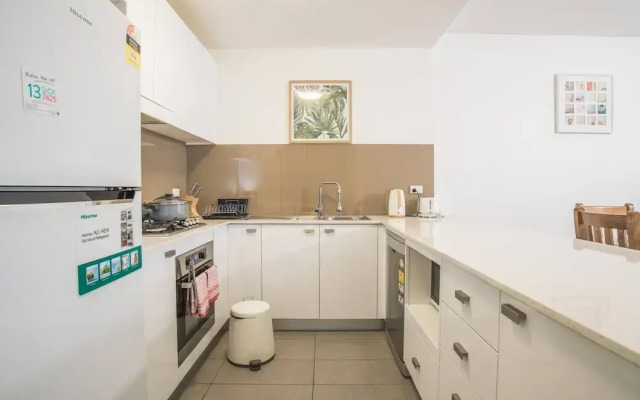 2bed2bath APT at Wolli Creek+P* Close to Airport