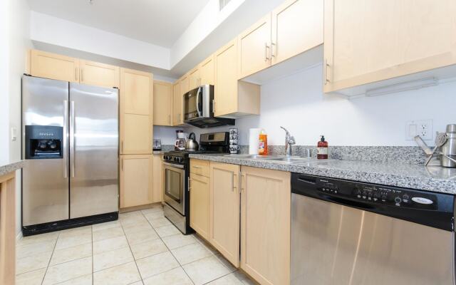 6BD Hollywood Stars Walk of Fame Suite