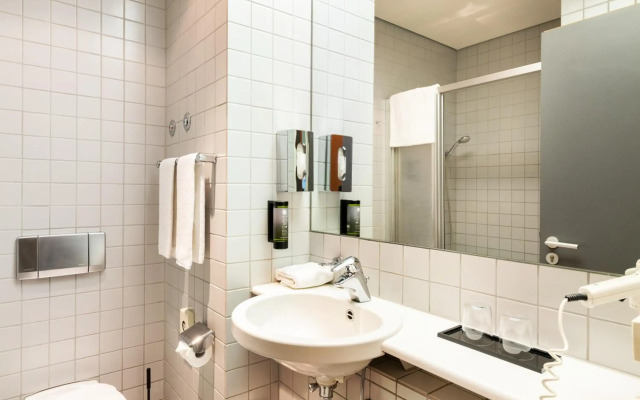 Plaza Hotel & Living Frankfurt