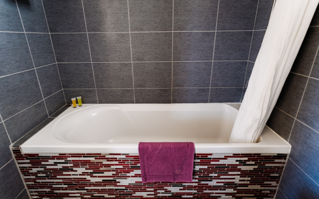 Vrachia Beach Hotel & Suites - Adults only