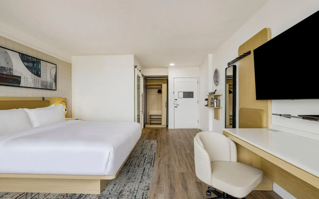 Delta Hotels by Marriott Nashville Airport