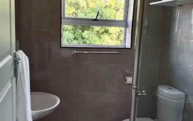 Jacmo Guest Private Rooms