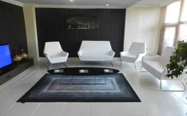 Pointer Hotel