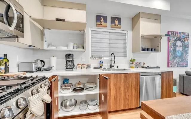 Luxe Townhome | Newly-Built