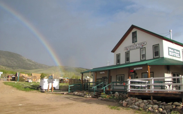 Mountain View Historic Hotel