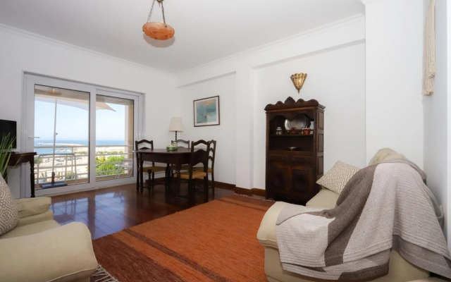 Sea View Apartment by Rent4all