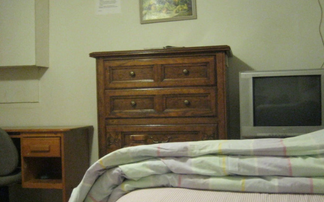 Kelowna Okanagan Lake Hostel