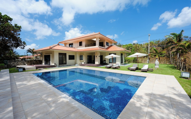 Ocean Front Villa Ishigakijima 1