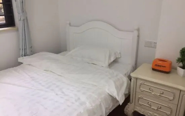 Qingyuan Hengda Gulong huangteng hot spring villa