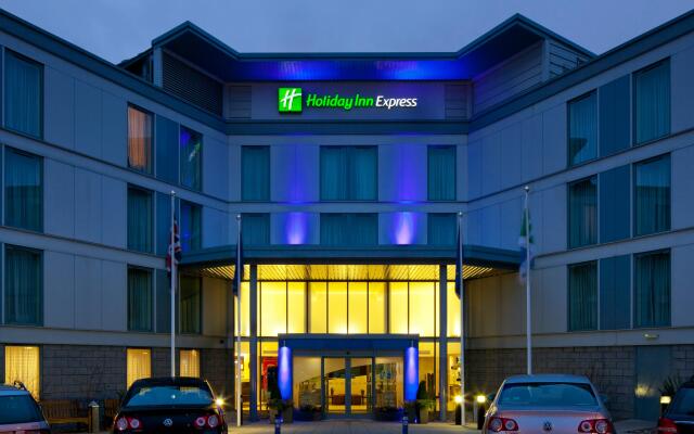 Holiday Inn Express London Stansted Airport, an IHG Hotel