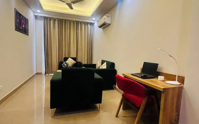 The Lodgers Luxury1BHK Service Apartment