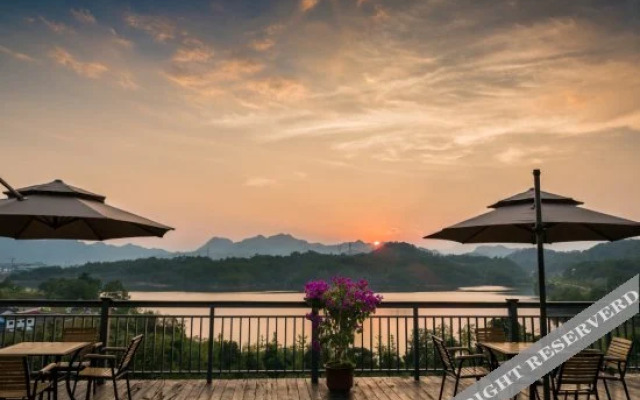 Hangzhou Qiandaohu Guanlan Resort Hotel