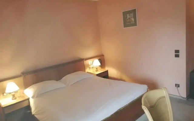 Logis Hotel Aux Comtes De Hanau