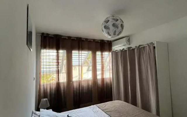 Saint-leu Réunion centre ville T3 Duplex meublé