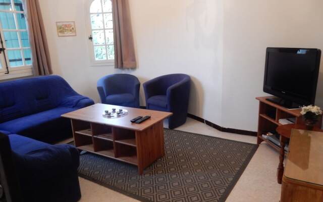 Beautiful Villa in Nyons with Swimming Pool