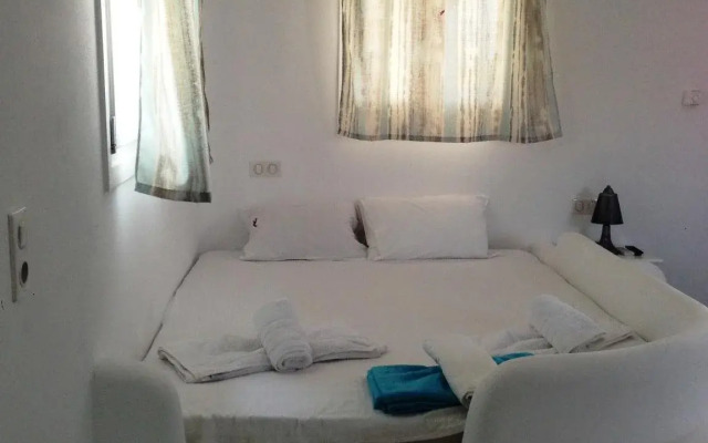 Depis bay apartments