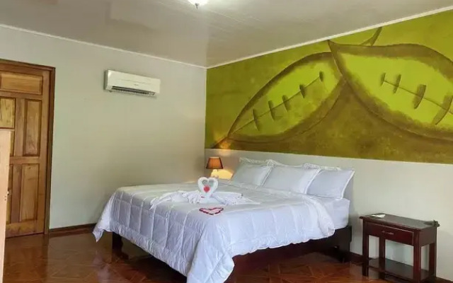 Hotel Sueno Dorado & Hot Springs